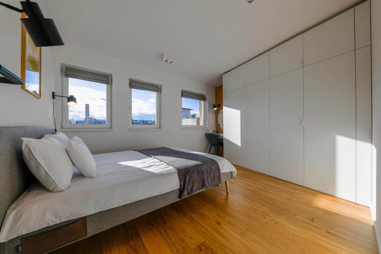 Charming 2 Bedroom Apartment クルージュ＝ナポカ エクステリア 写真