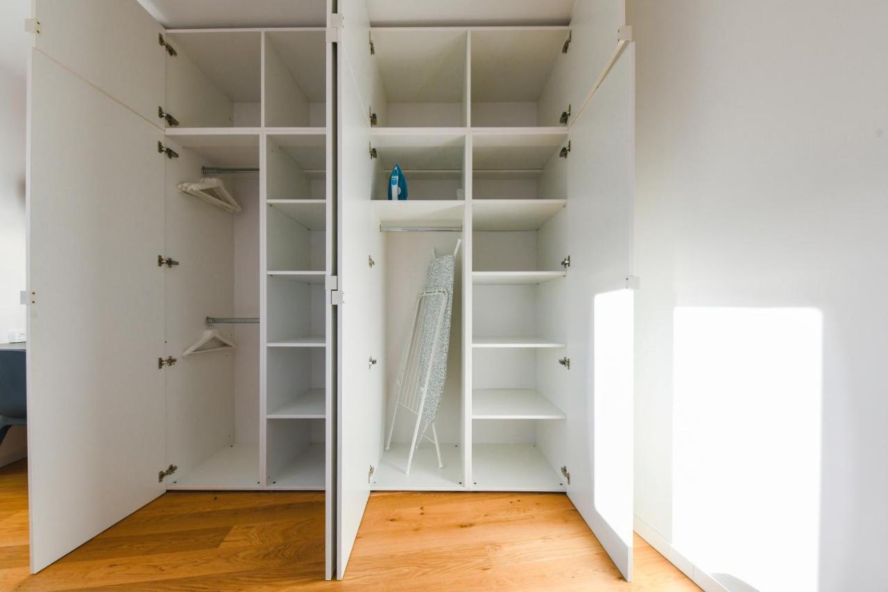 Charming 2 Bedroom Apartment クルージュ＝ナポカ エクステリア 写真