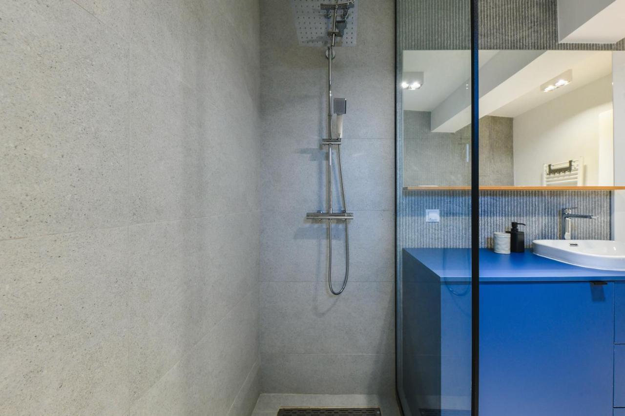 Charming 2 Bedroom Apartment クルージュ＝ナポカ エクステリア 写真
